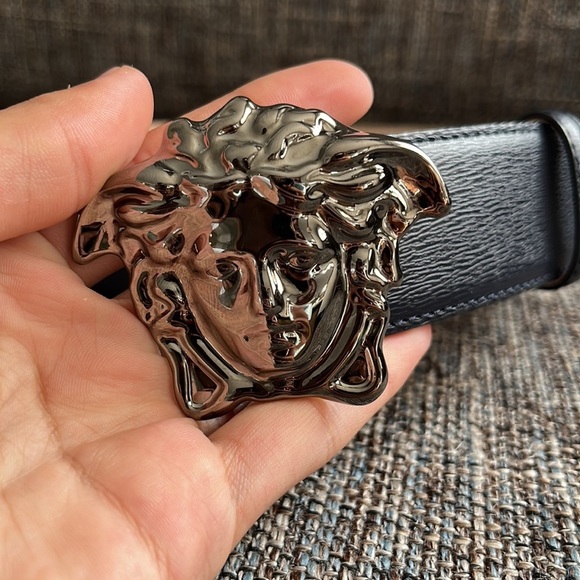 VERSACE UNISEX PALAZZO MEDUSA LOGO LEATHER BELT - Picture 4 of 6